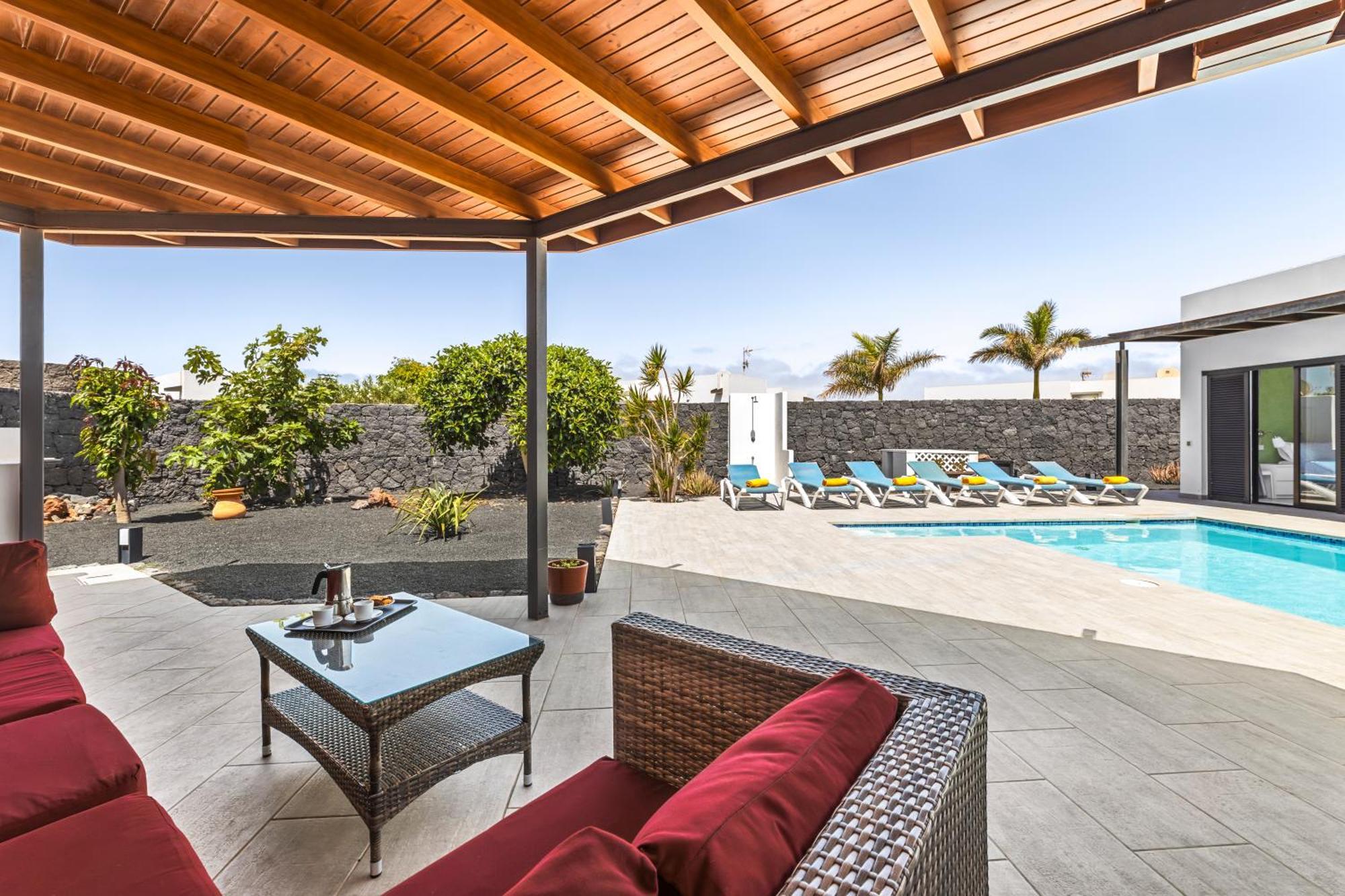 3 Bedroom Villa With Private Pool Close To Papagayo Beach Playa Blanca  Exterior foto